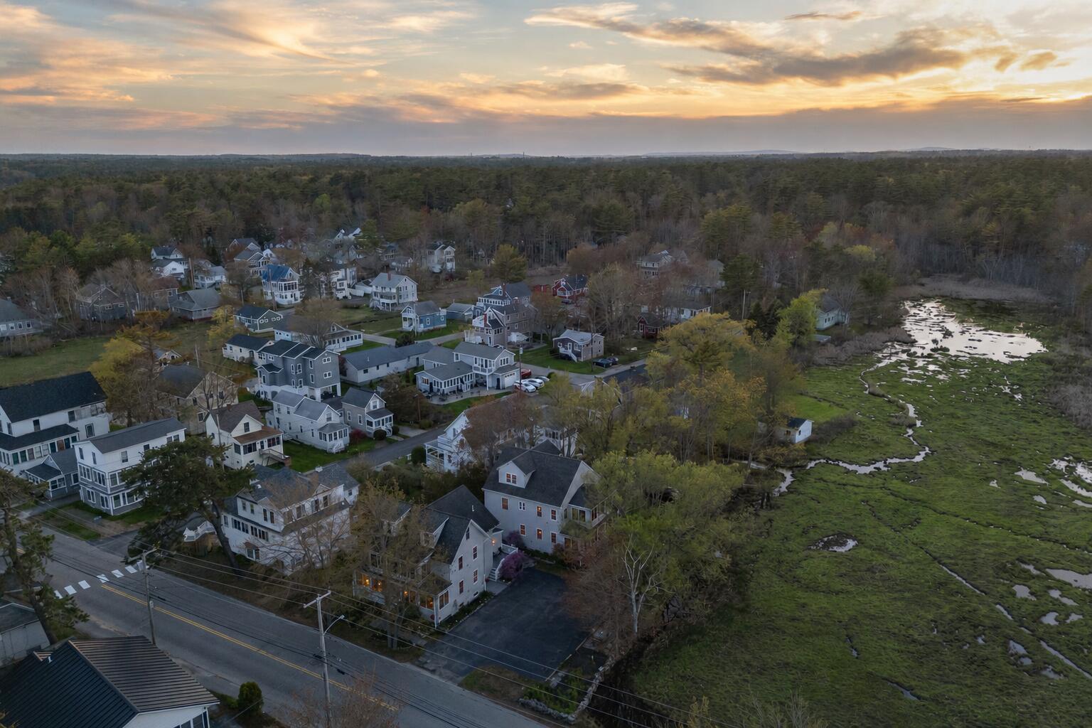 170 W Grand Avenue