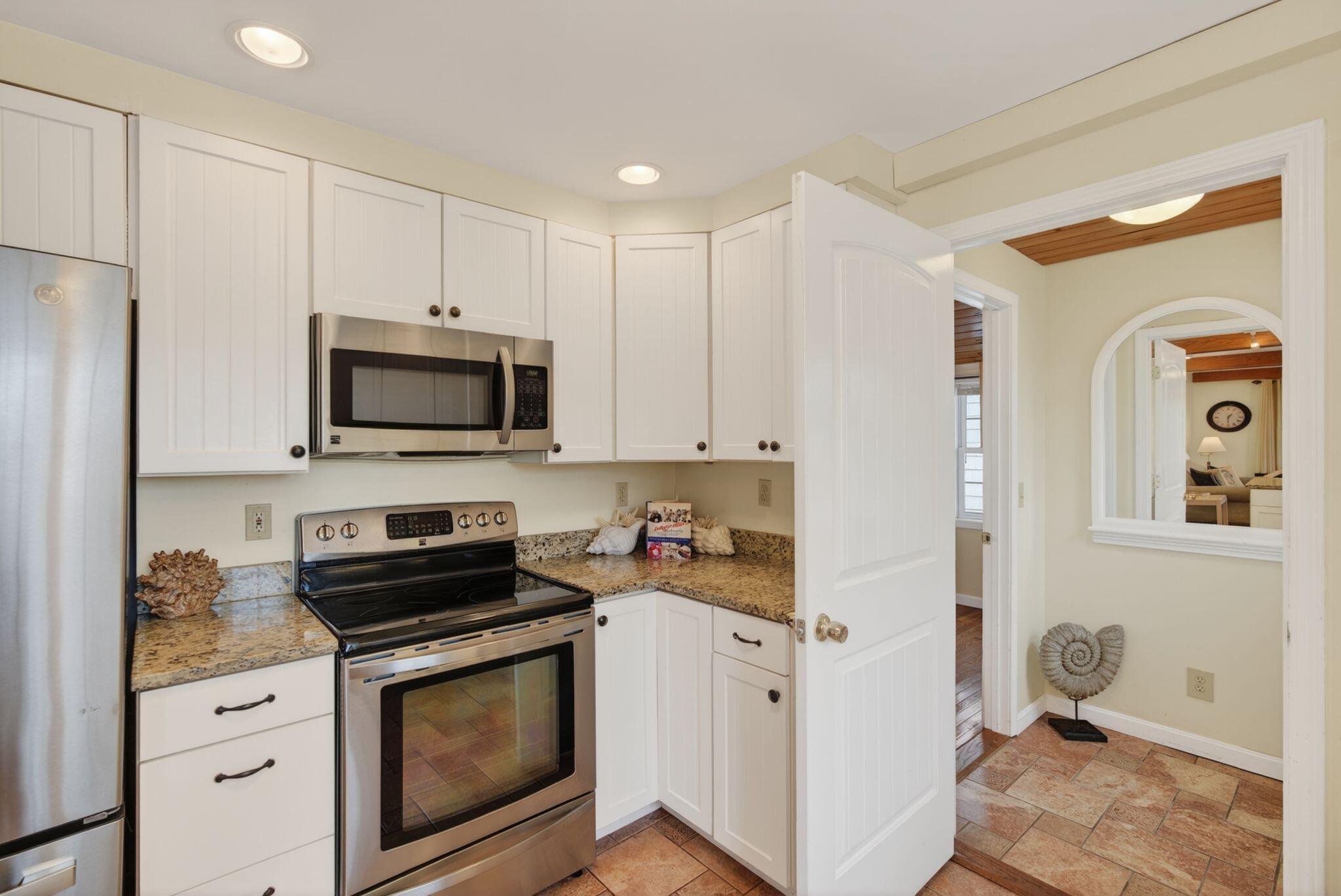 170 W Grand Avenue