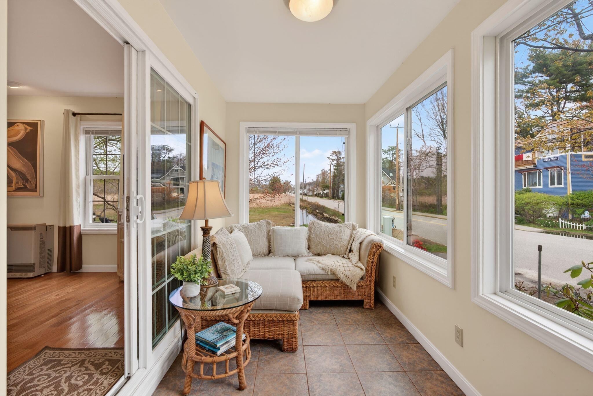 170 W Grand Avenue