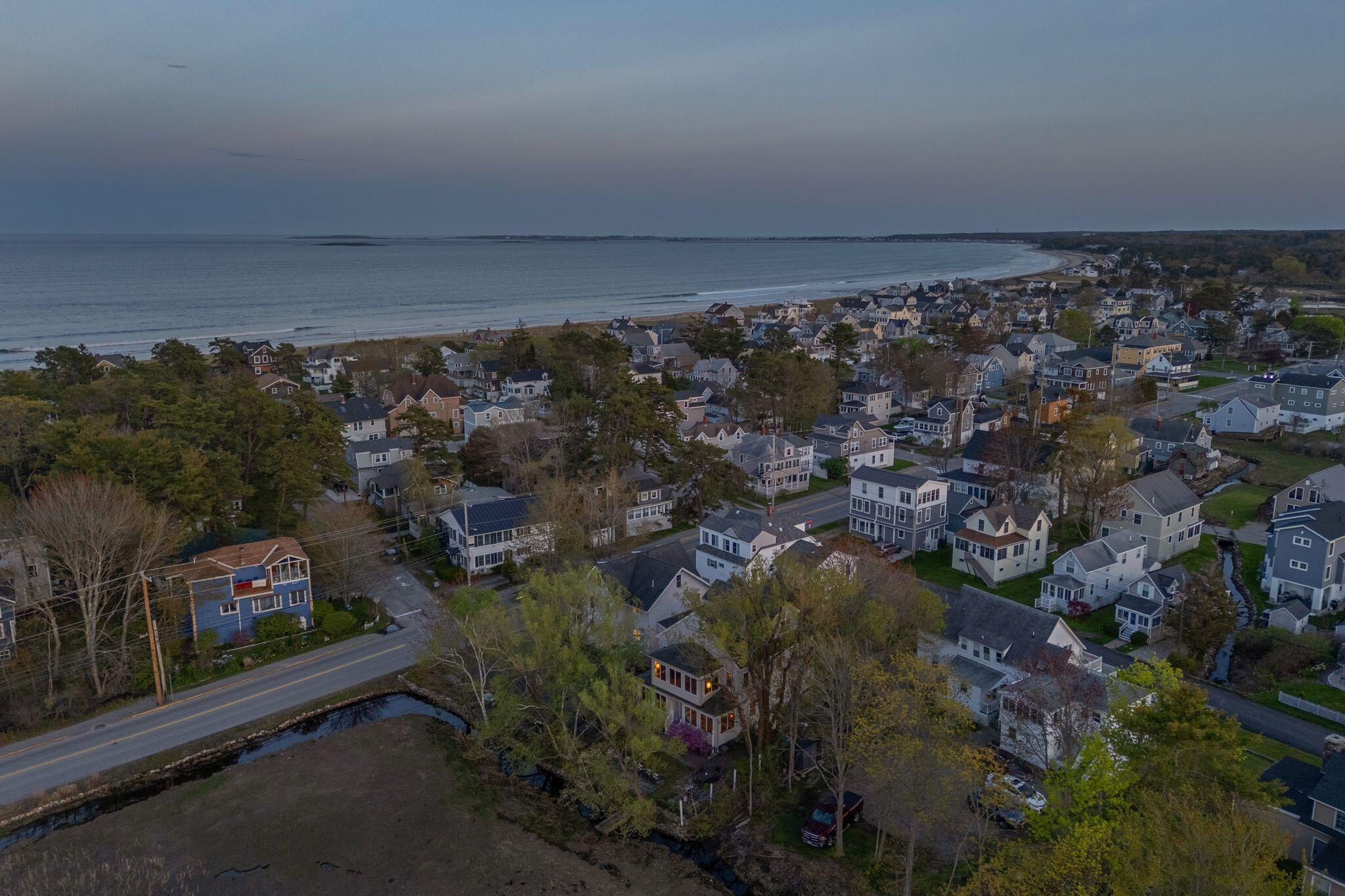 170 W Grand Avenue