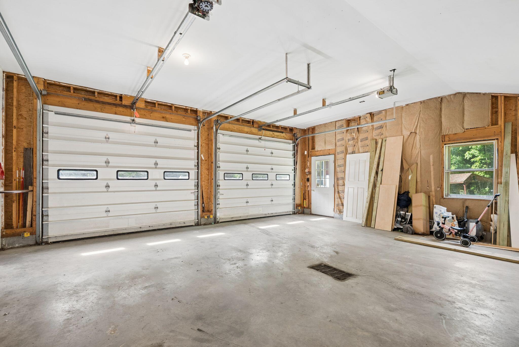 121 Six Rod Road