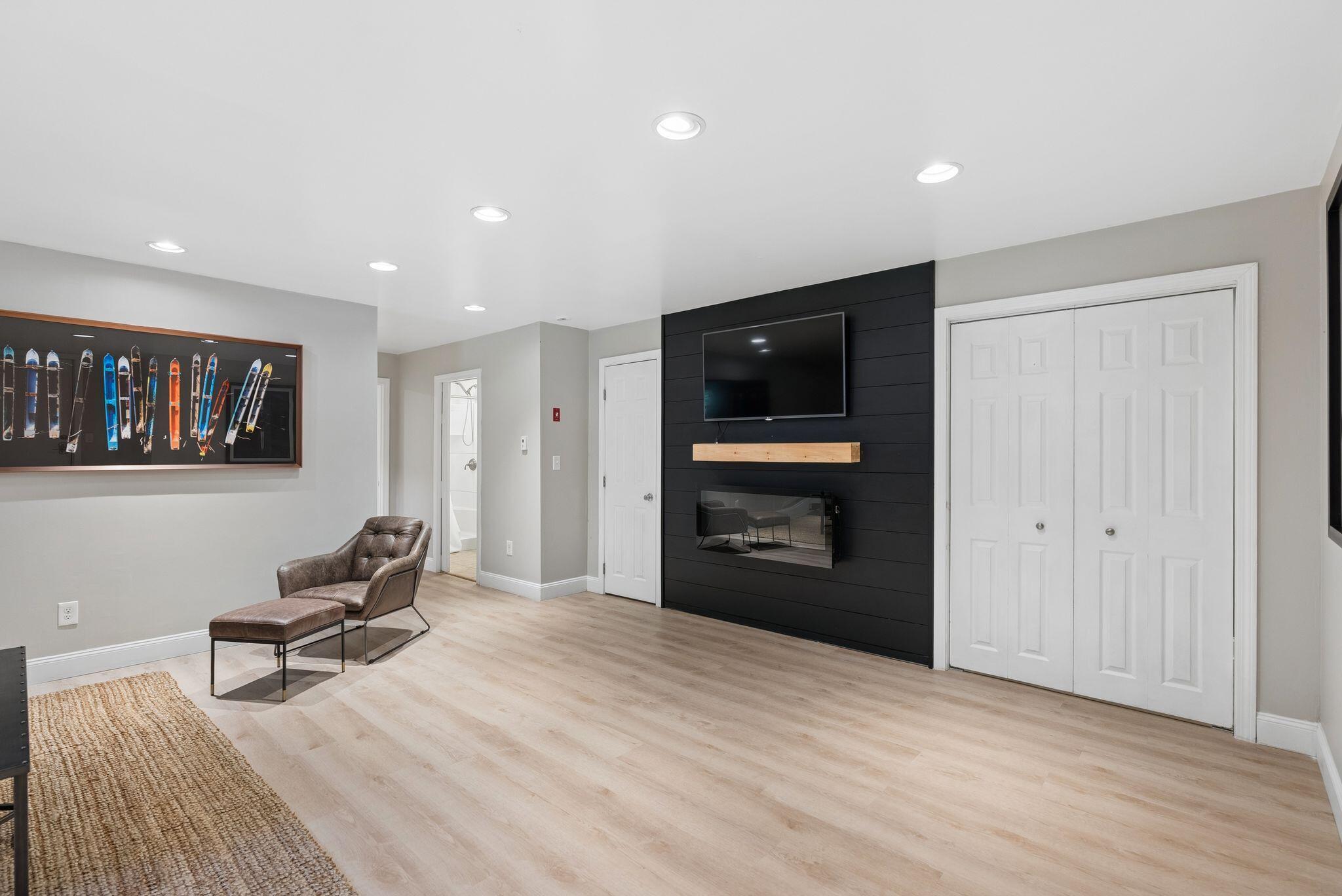 5 Davis Drive