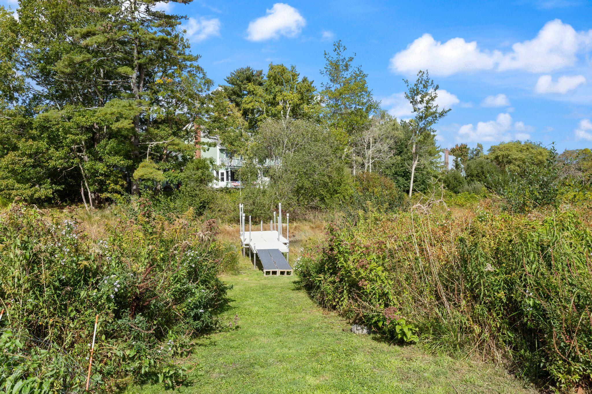 22 Shore Road