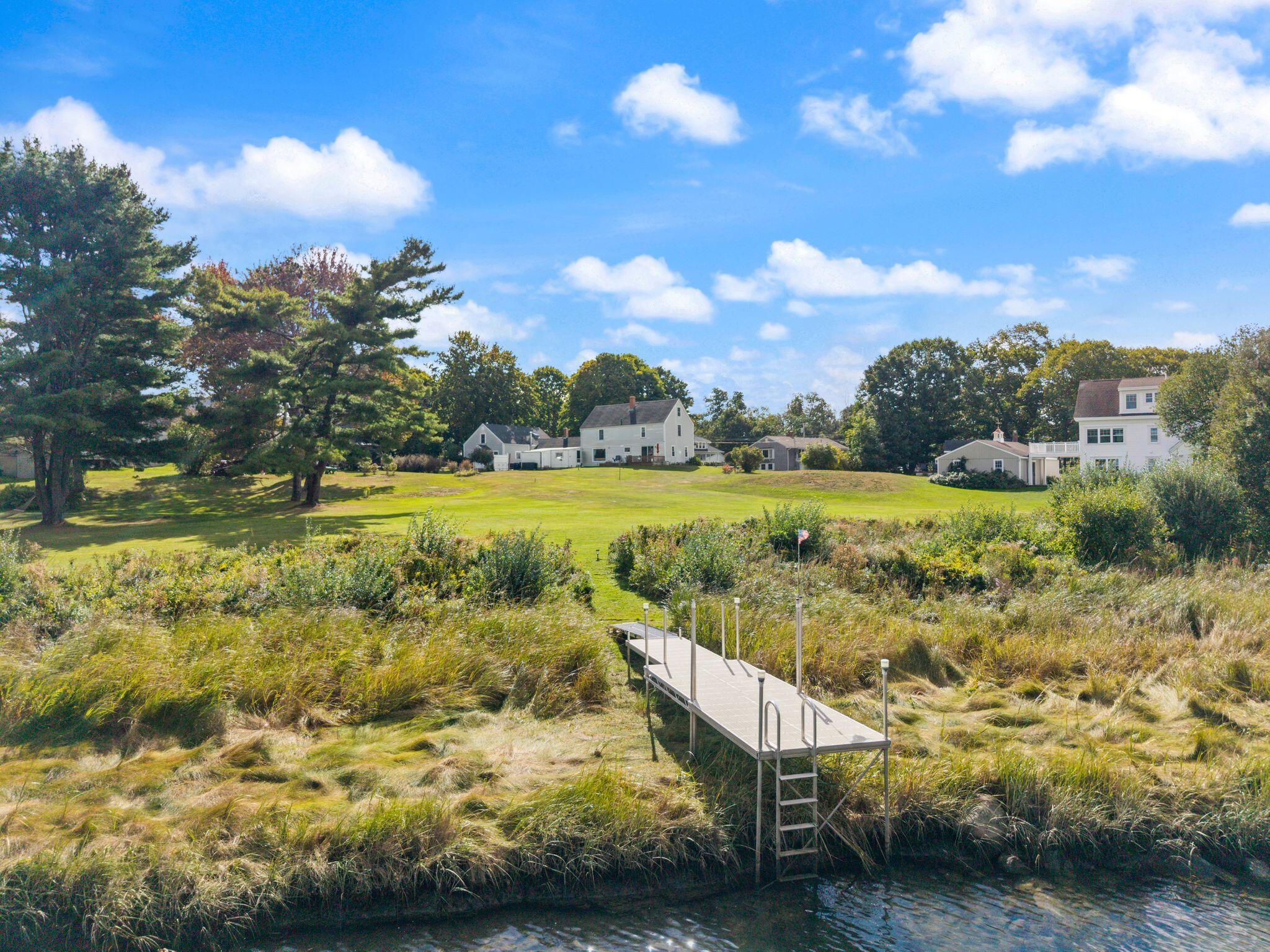 22 Shore Road