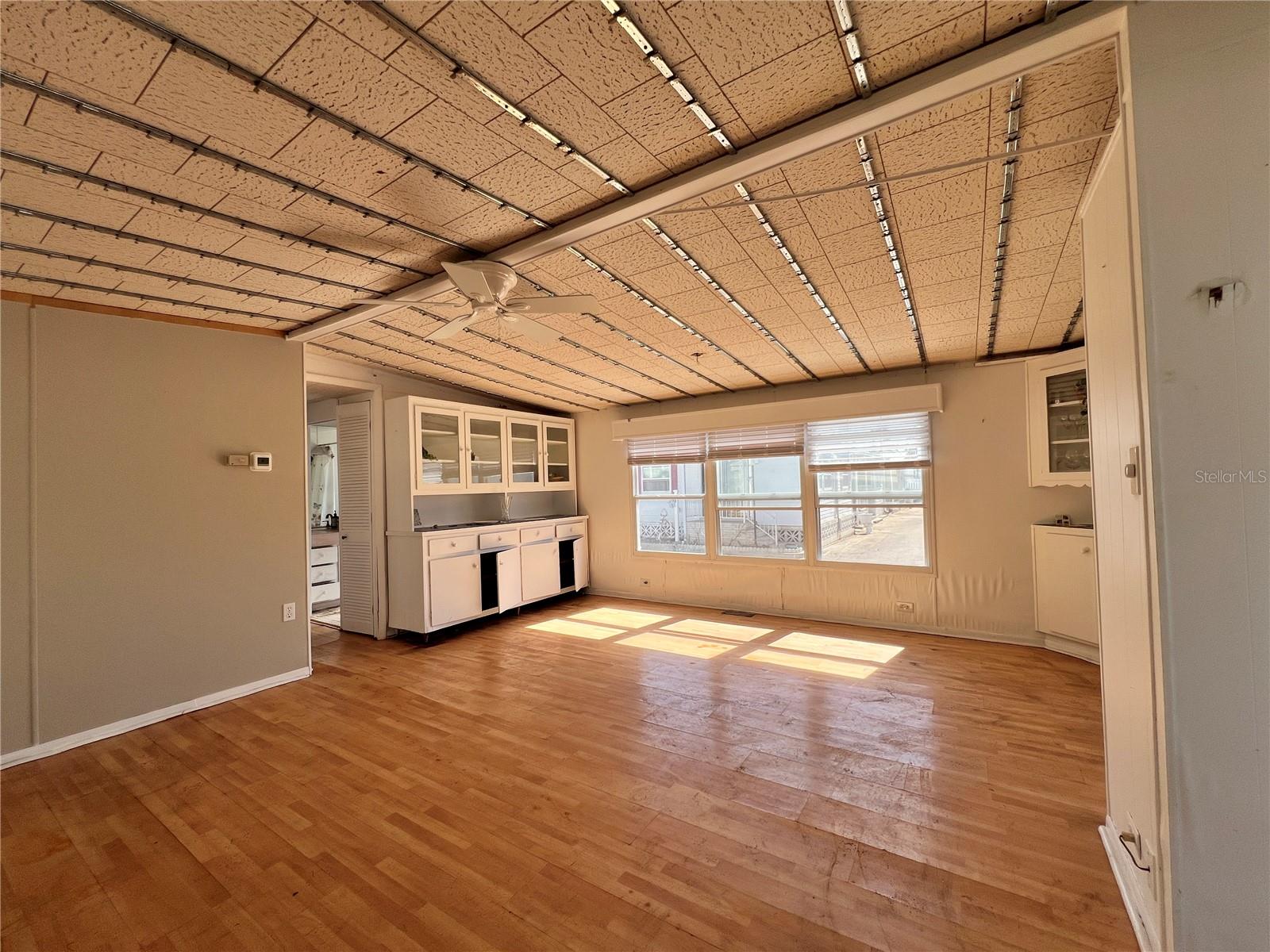 88 TWIN SHORES BLVD