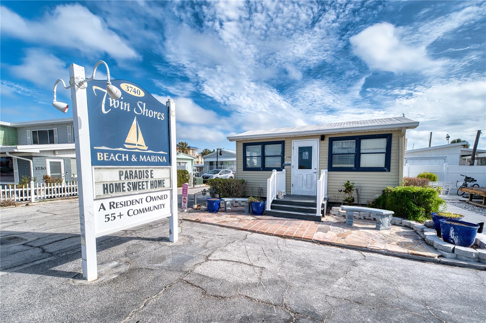 88 TWIN SHORES BLVD