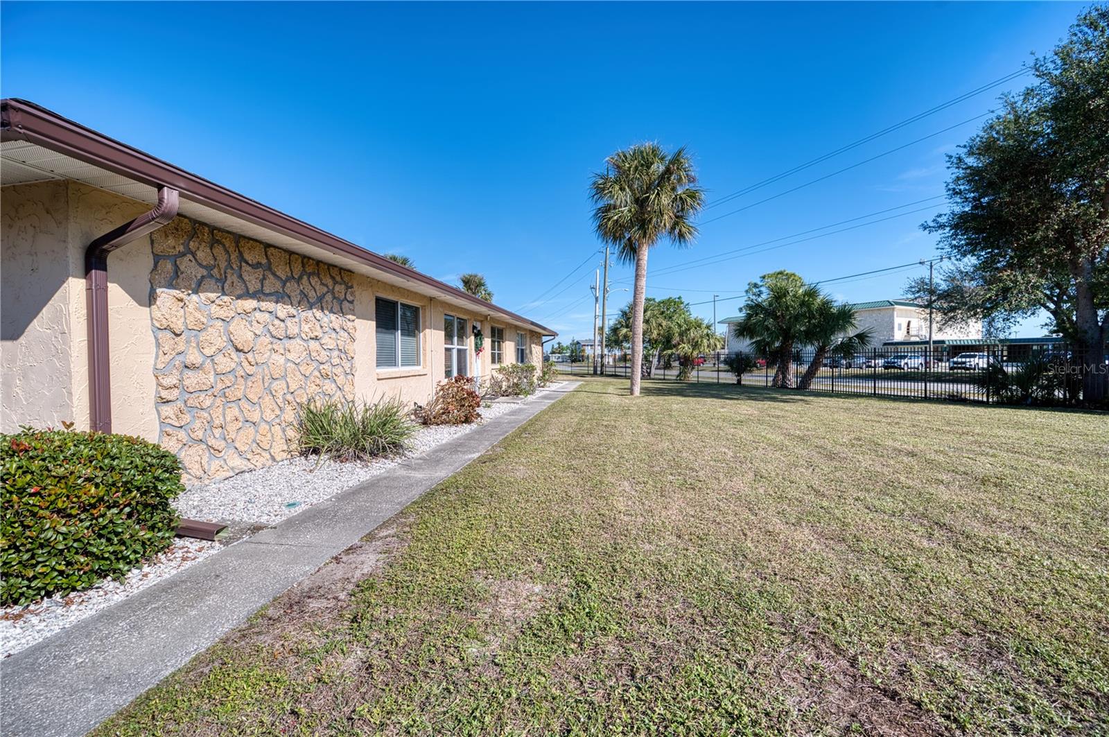 21150 GERTRUDE AVE #C4