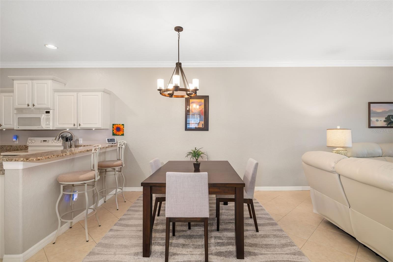 288 FAIRWAY ISLES LN