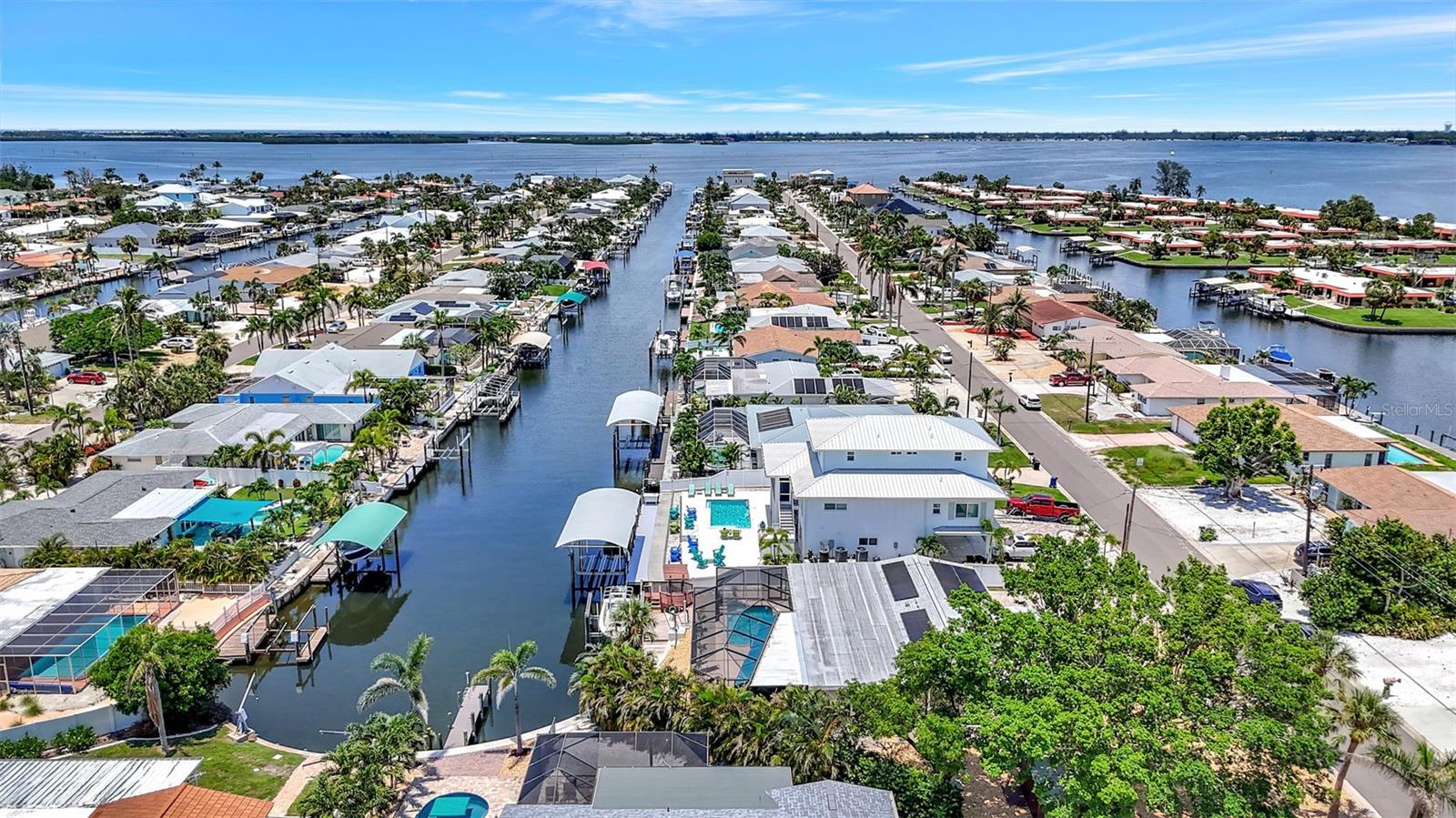 4216 ROYAL PALM DR
