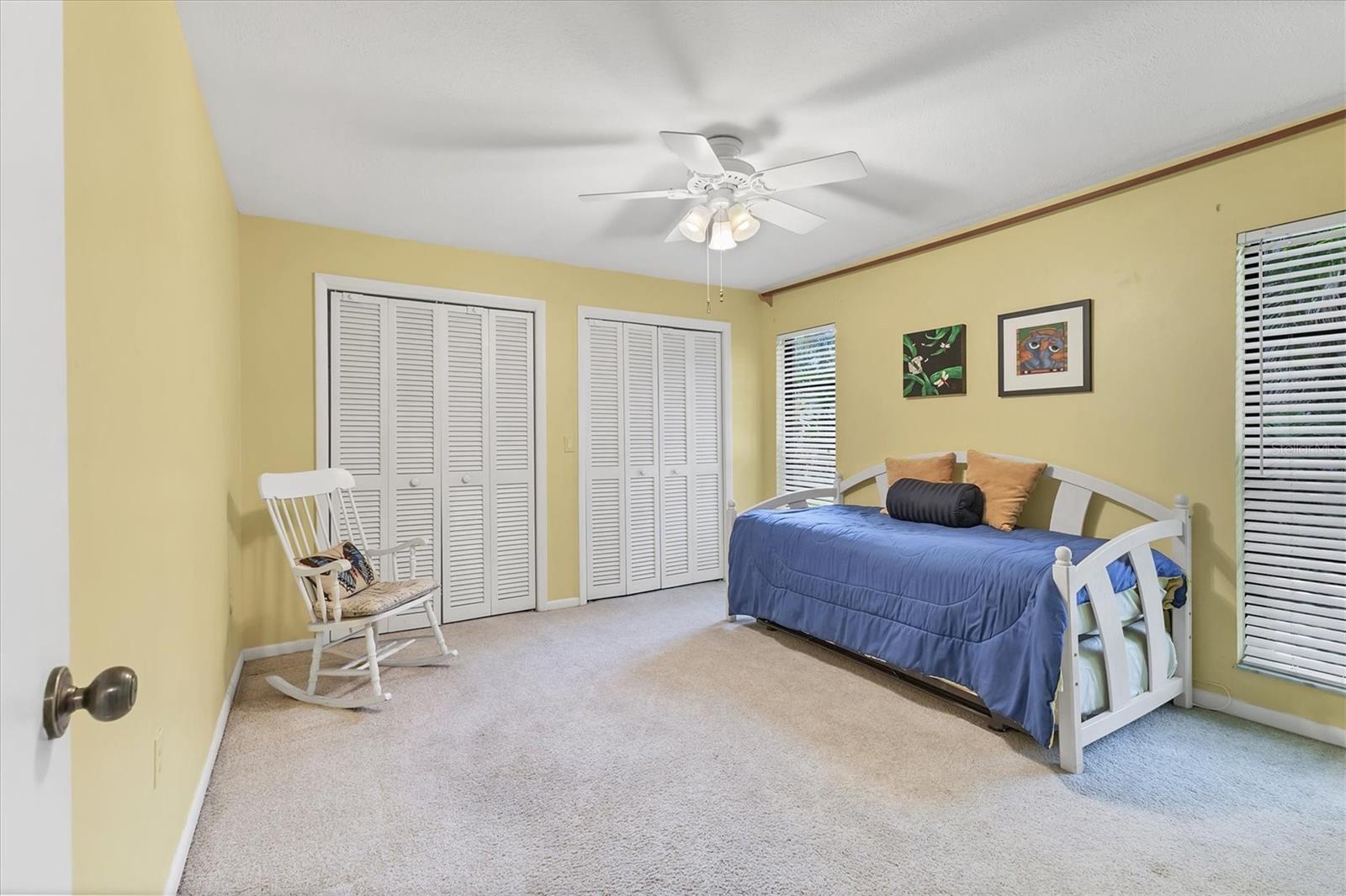 5037 WILLOW LEAF WAY