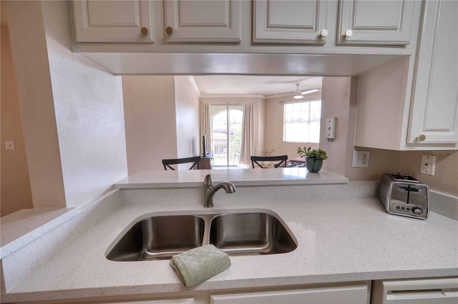 5551 BENTGRASS DR #11-303