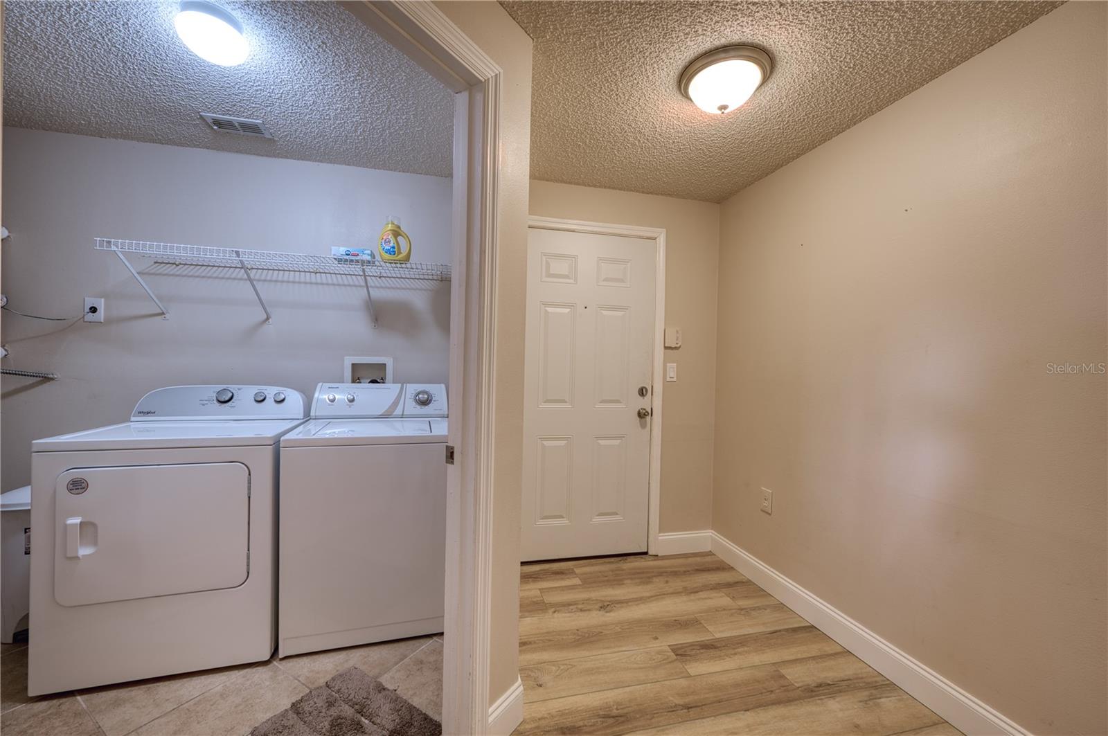 5551 BENTGRASS DR #11-303