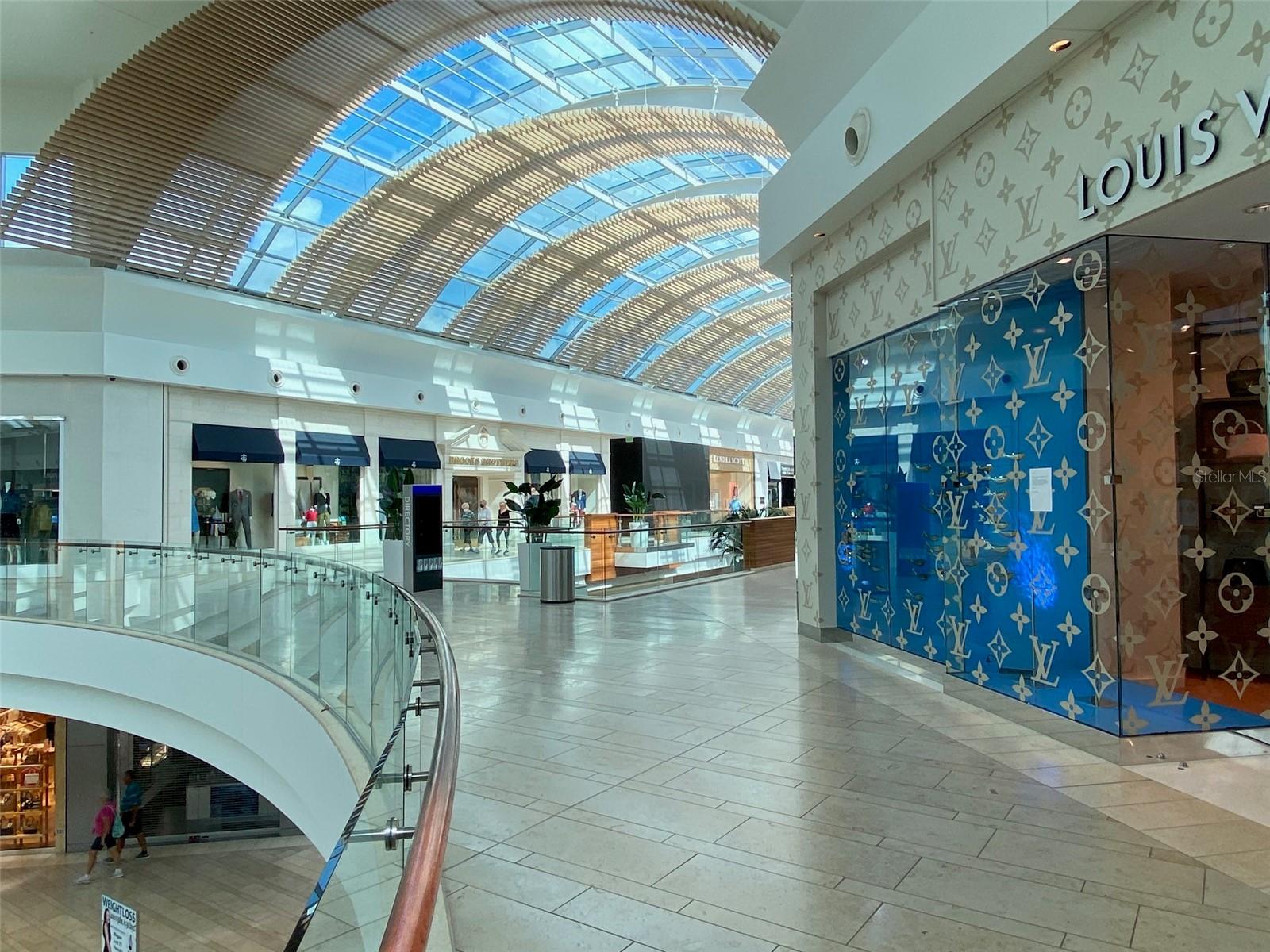 5551 BENTGRASS DR #11-303