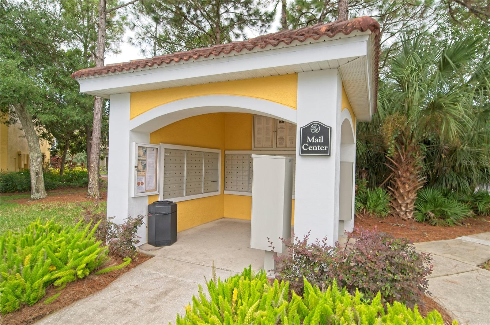 5551 BENTGRASS DR #11-303