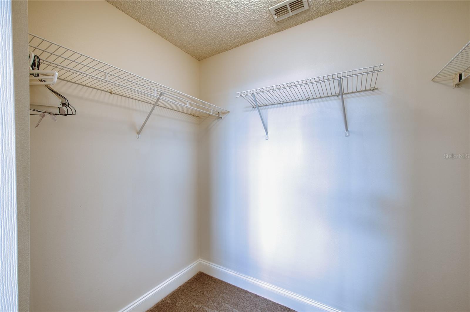 5551 BENTGRASS DR #11-303