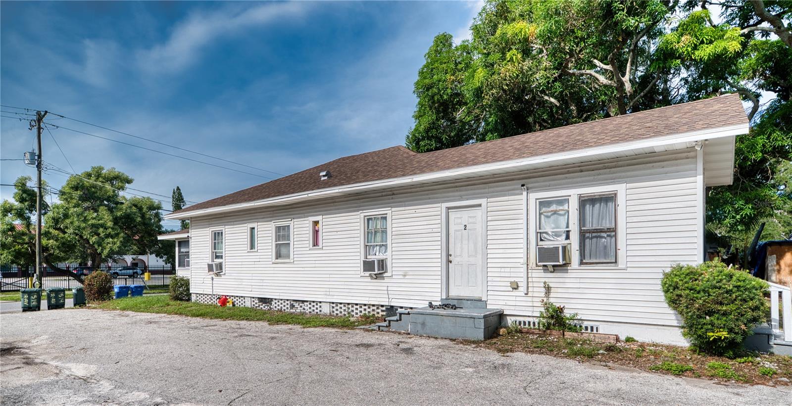1514 12TH AVE W