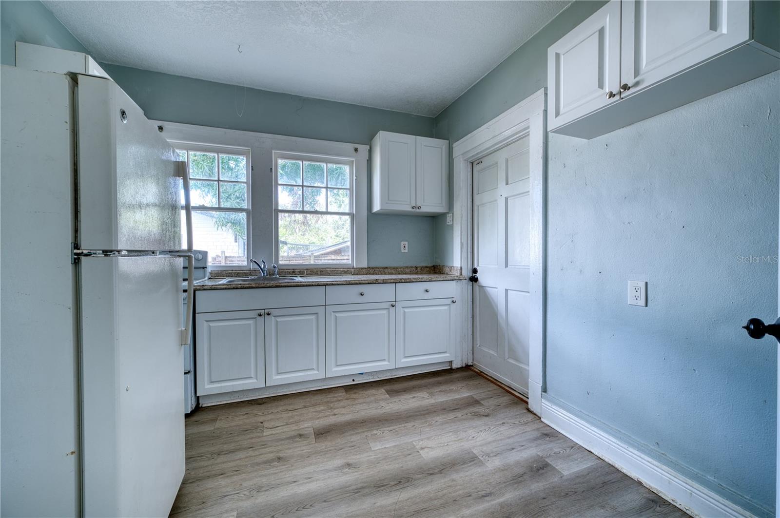1514 12TH AVE W
