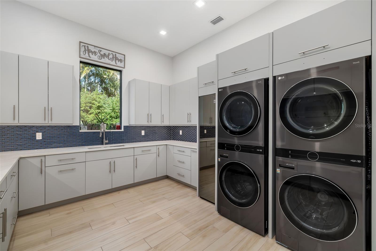 3236 FOUNDERS CLUB DR