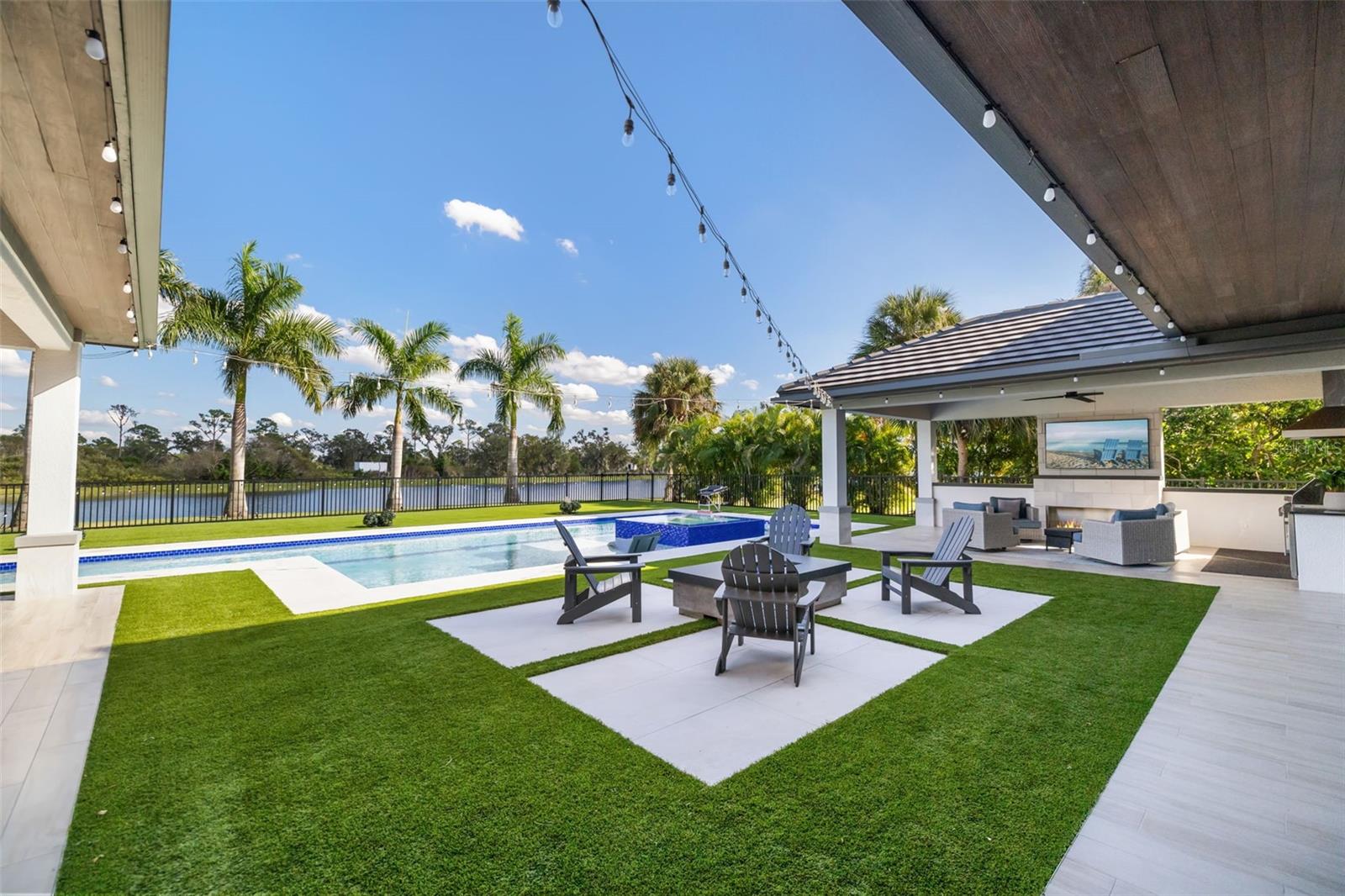 3236 FOUNDERS CLUB DR