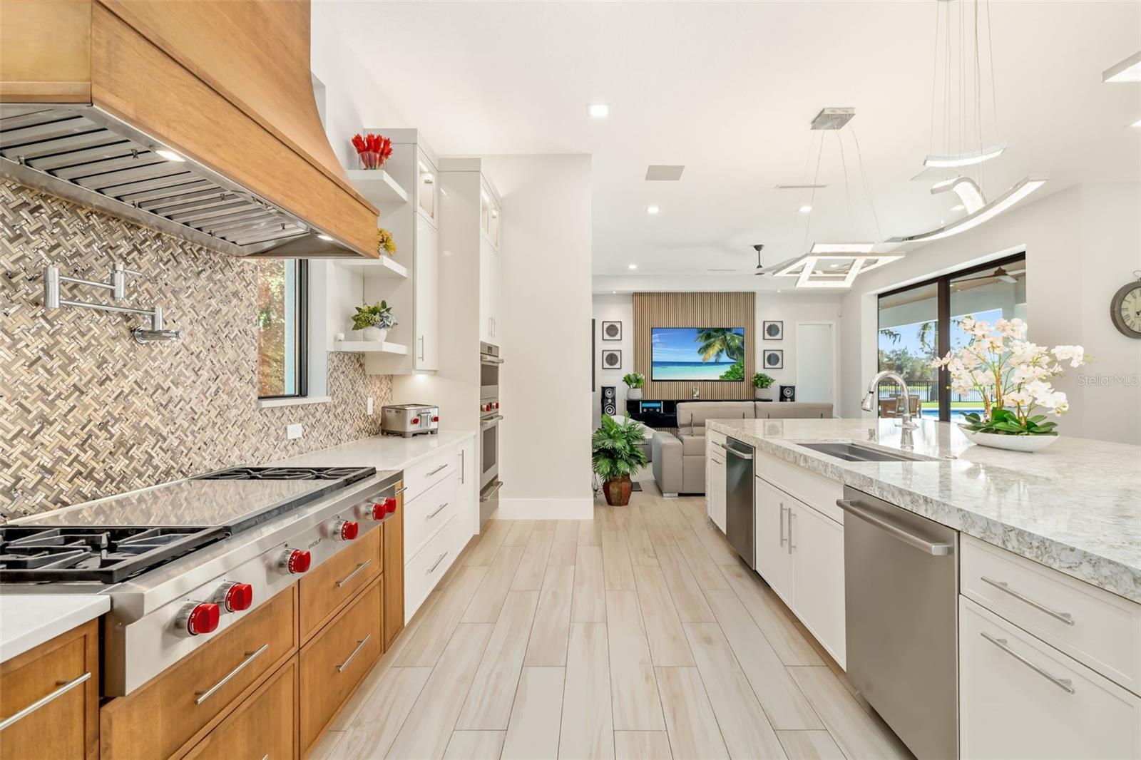 3236 FOUNDERS CLUB DR