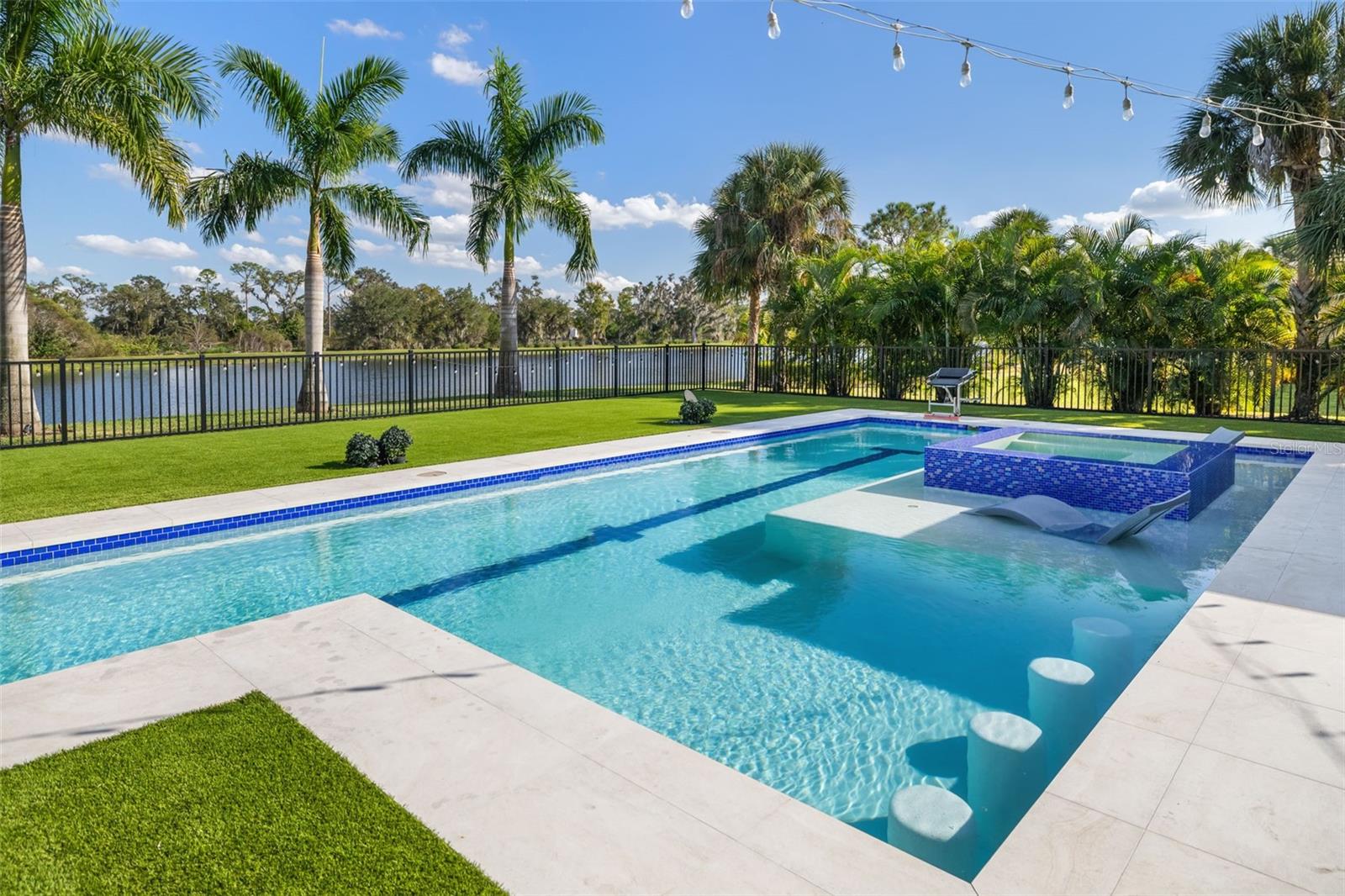 3236 FOUNDERS CLUB DR