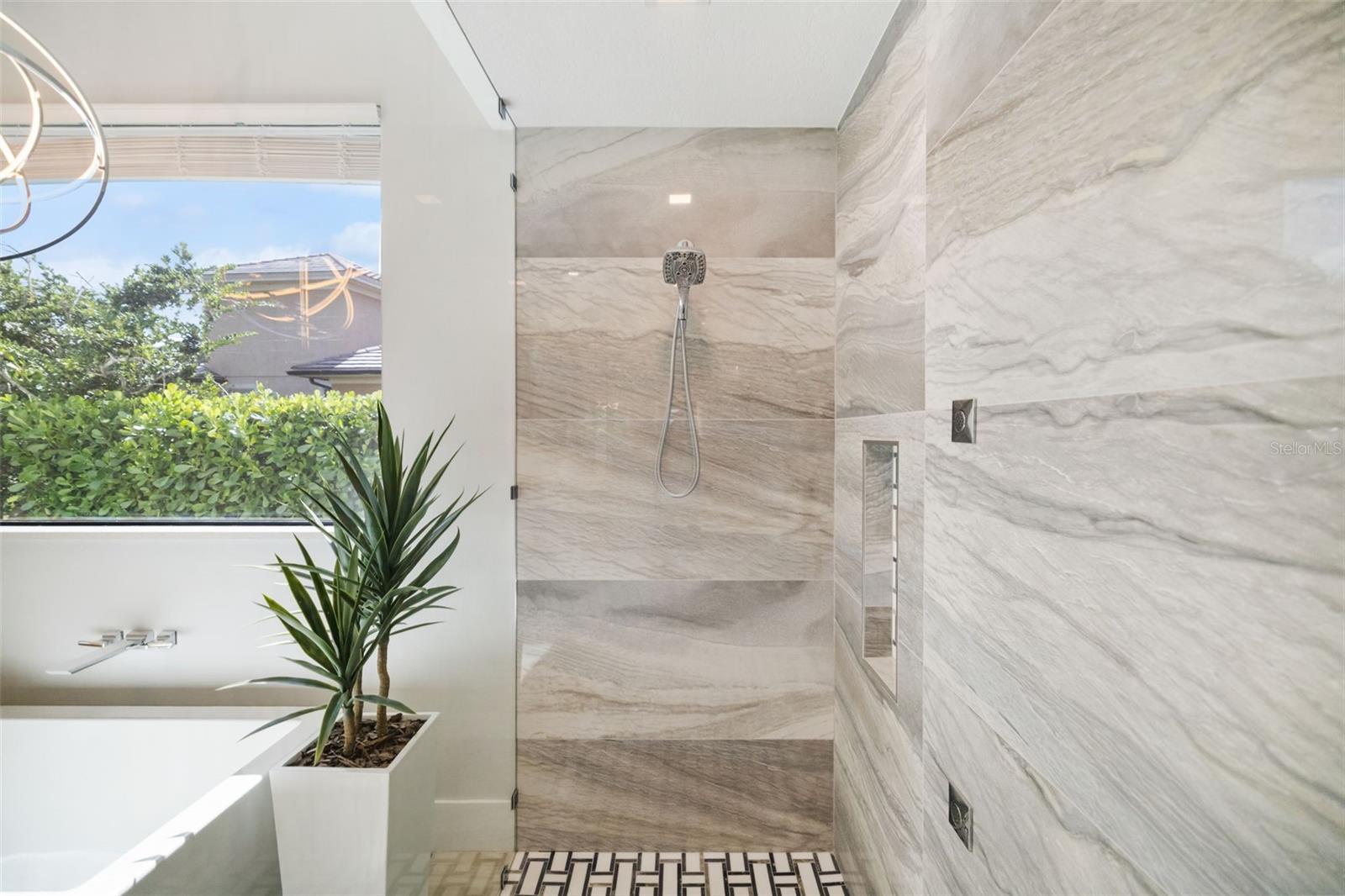 3236 FOUNDERS CLUB DR