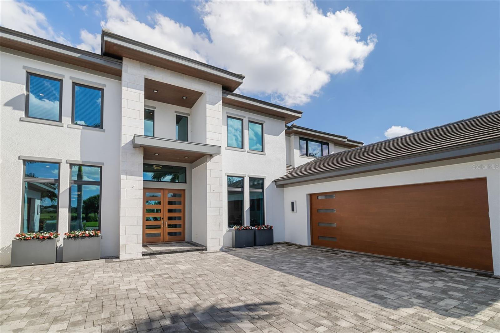 3236 FOUNDERS CLUB DR