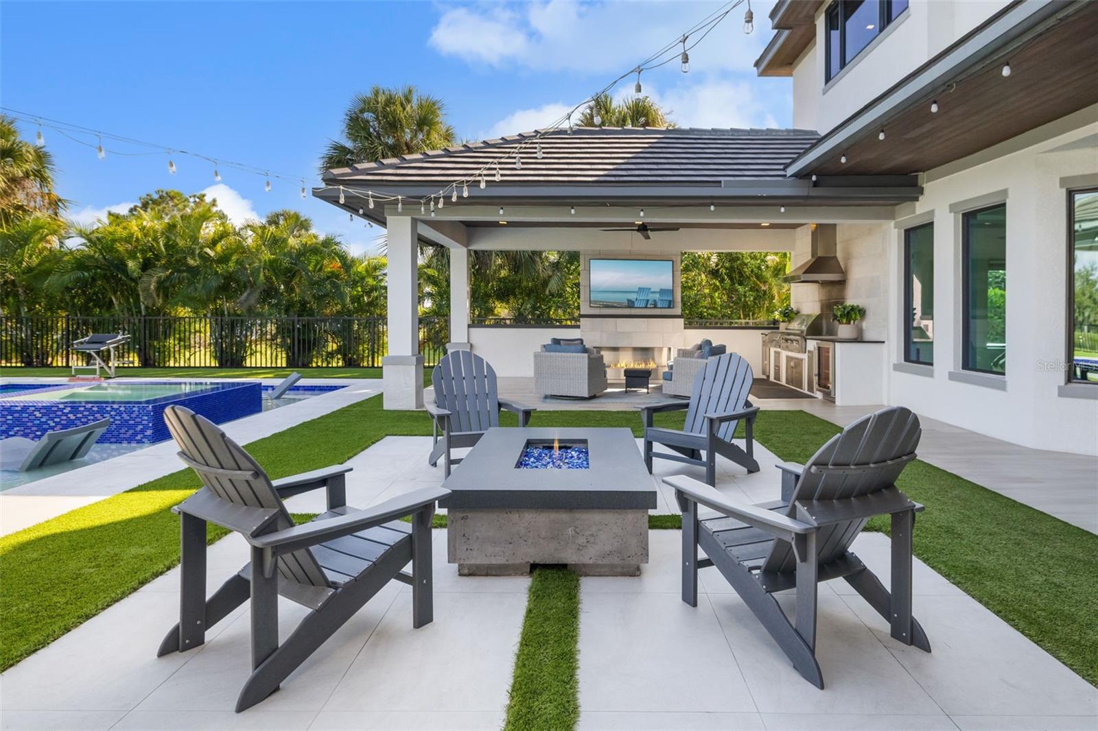 3236 FOUNDERS CLUB DR