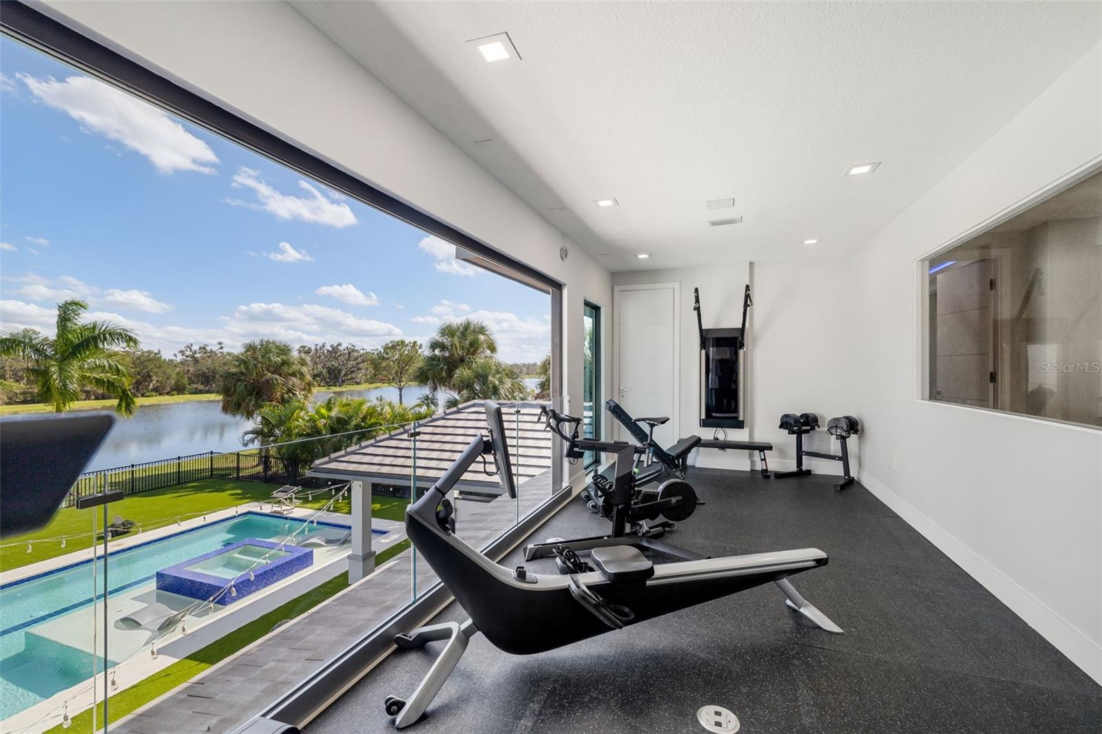 3236 FOUNDERS CLUB DR