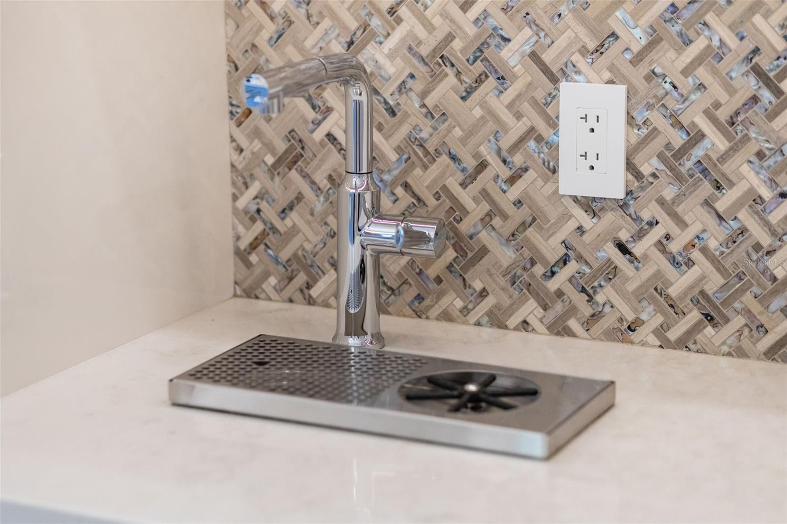 3236 FOUNDERS CLUB DR