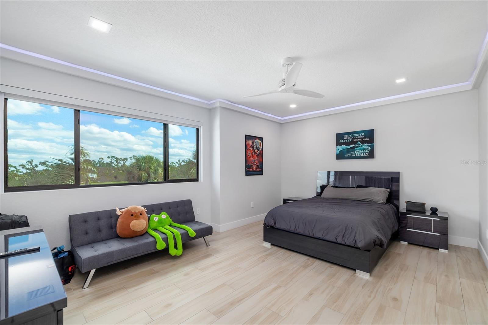 3236 FOUNDERS CLUB DR