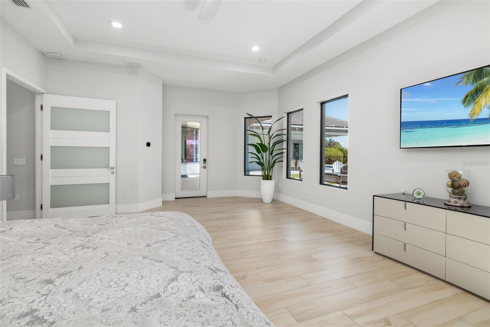 3236 FOUNDERS CLUB DR