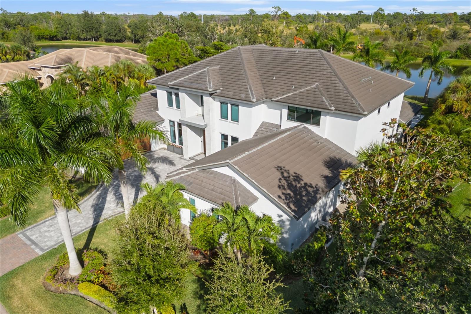 3236 FOUNDERS CLUB DR