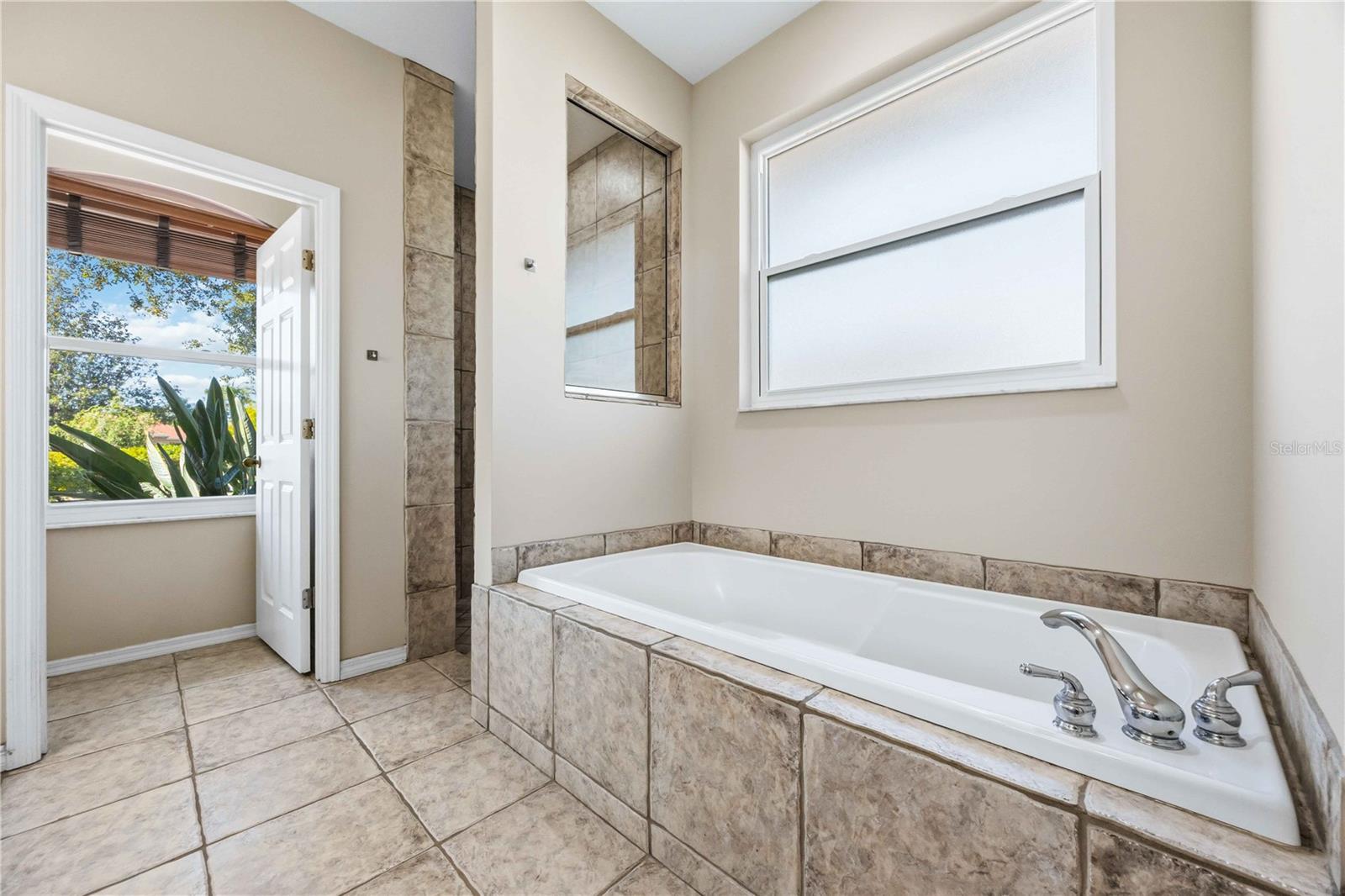 5105 MAGNOLIA POND DR