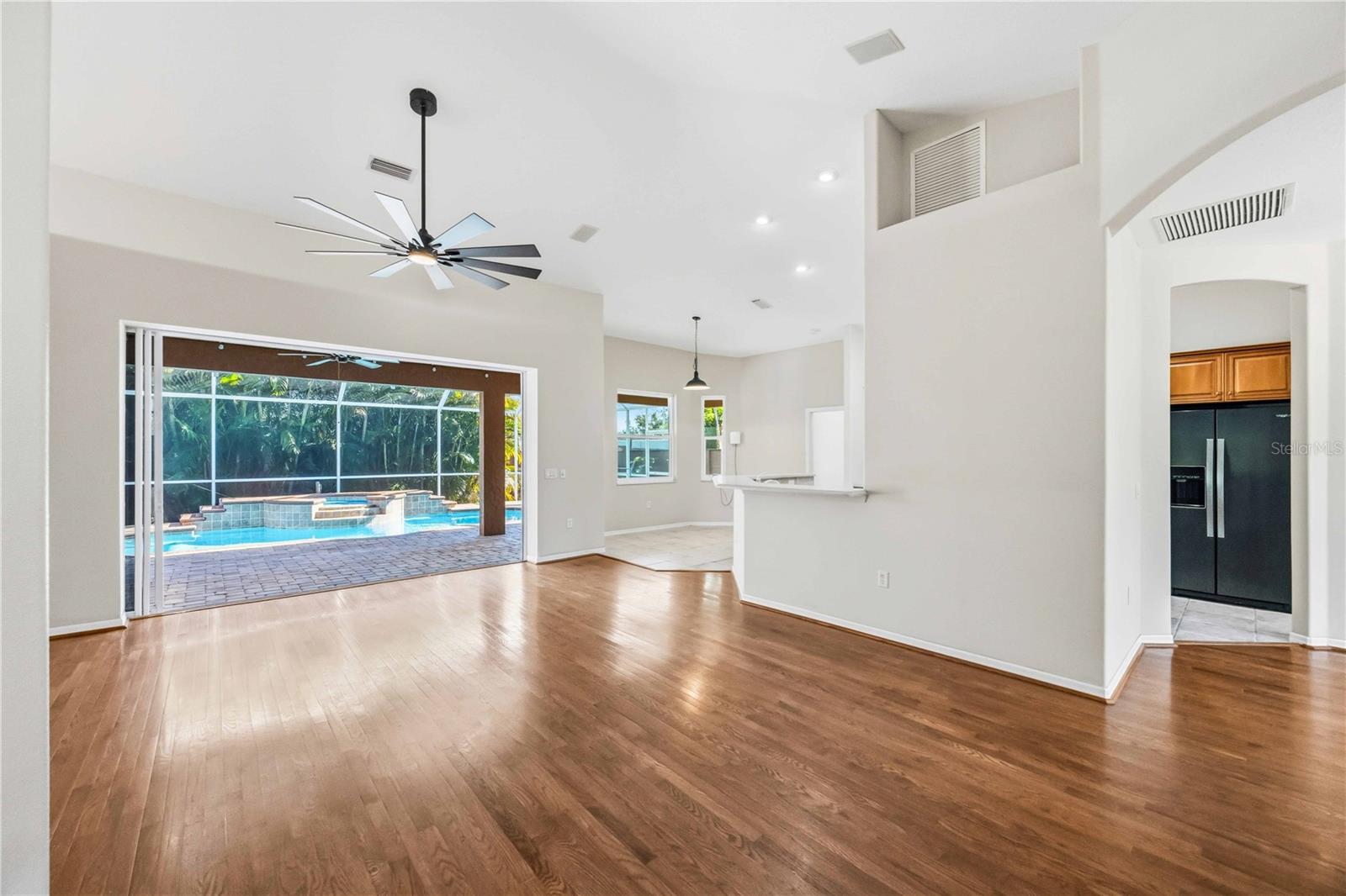 5105 MAGNOLIA POND DR