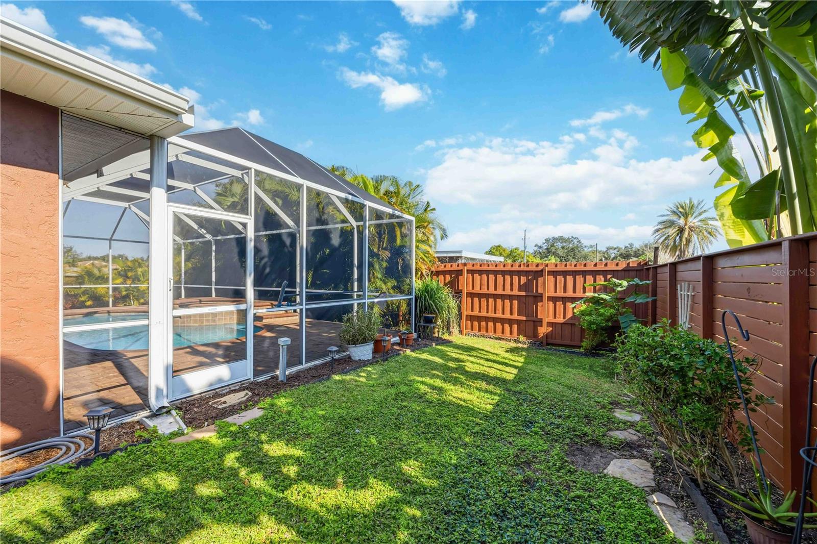 5105 MAGNOLIA POND DR