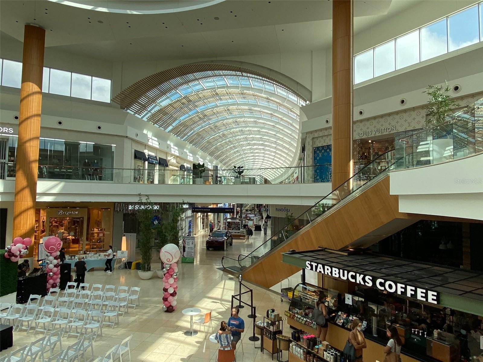 5701 BENTGRASS DR #18-206