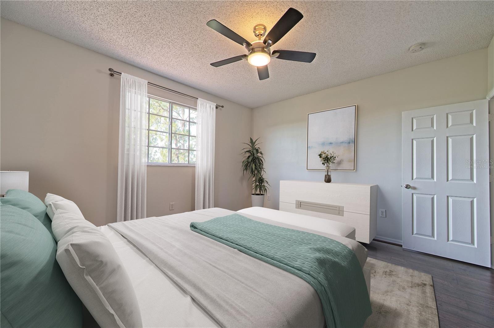 5701 BENTGRASS DR #18-206