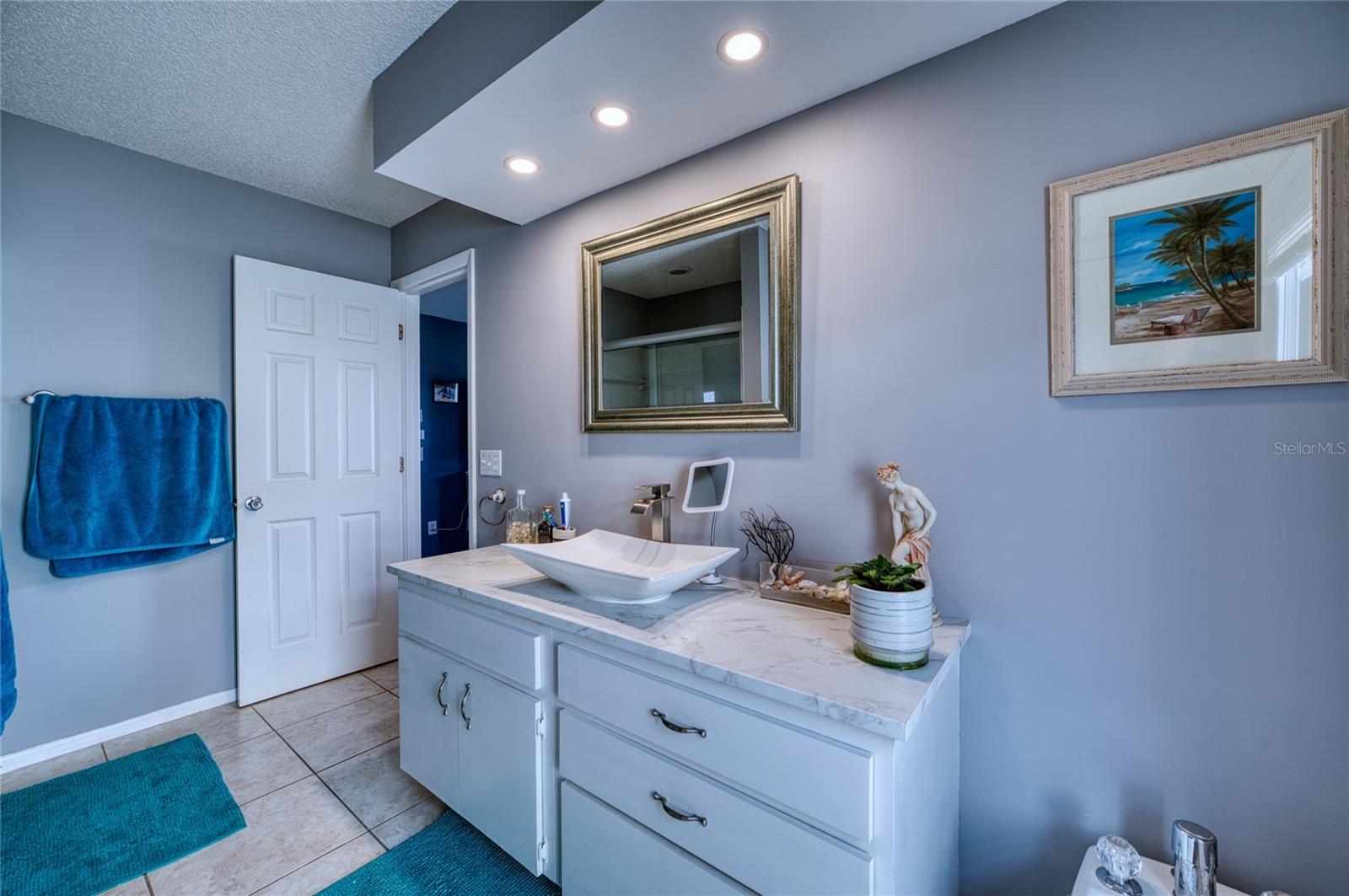 76 SANDSTONE CIR