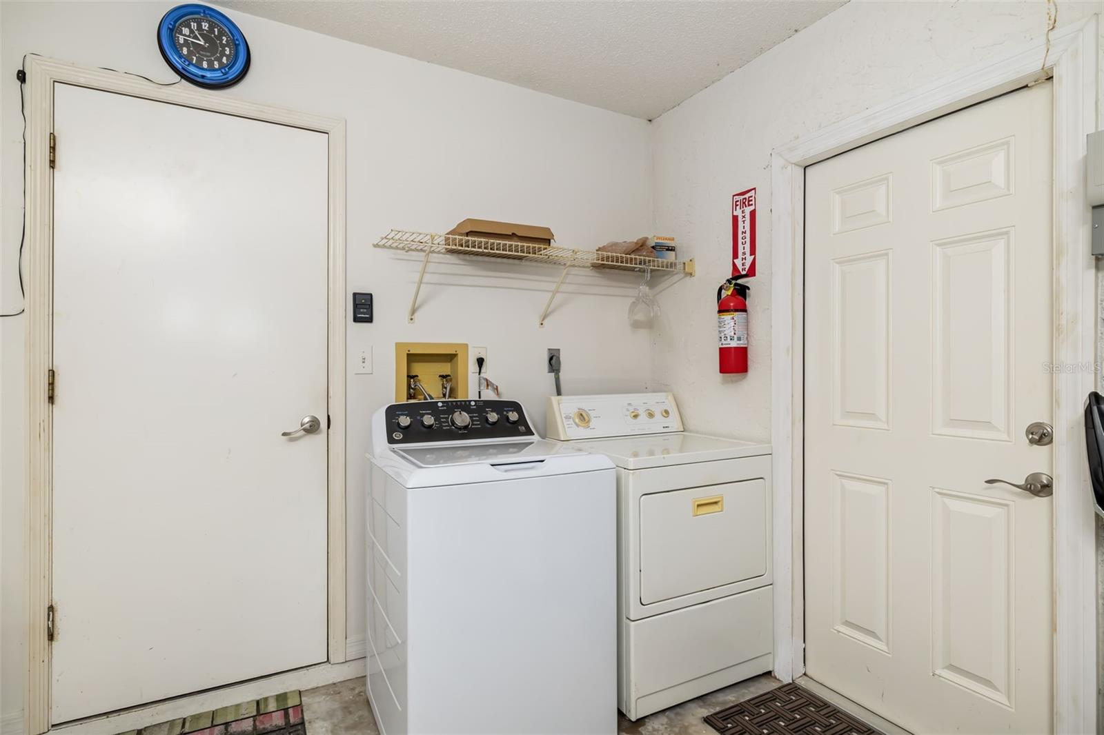 5462 CYNTHIA LN