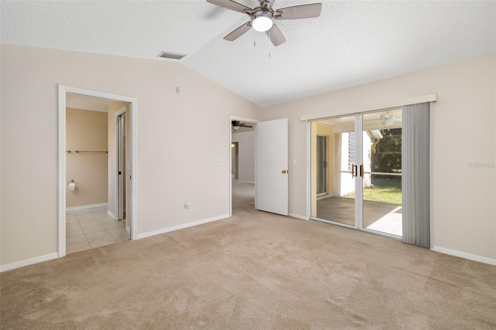 5462 CYNTHIA LN