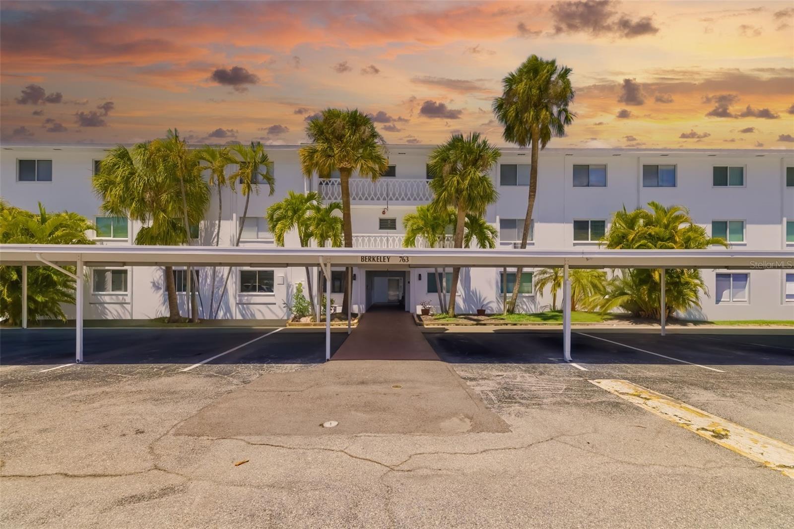763 JOHN RINGLING BLVD #22