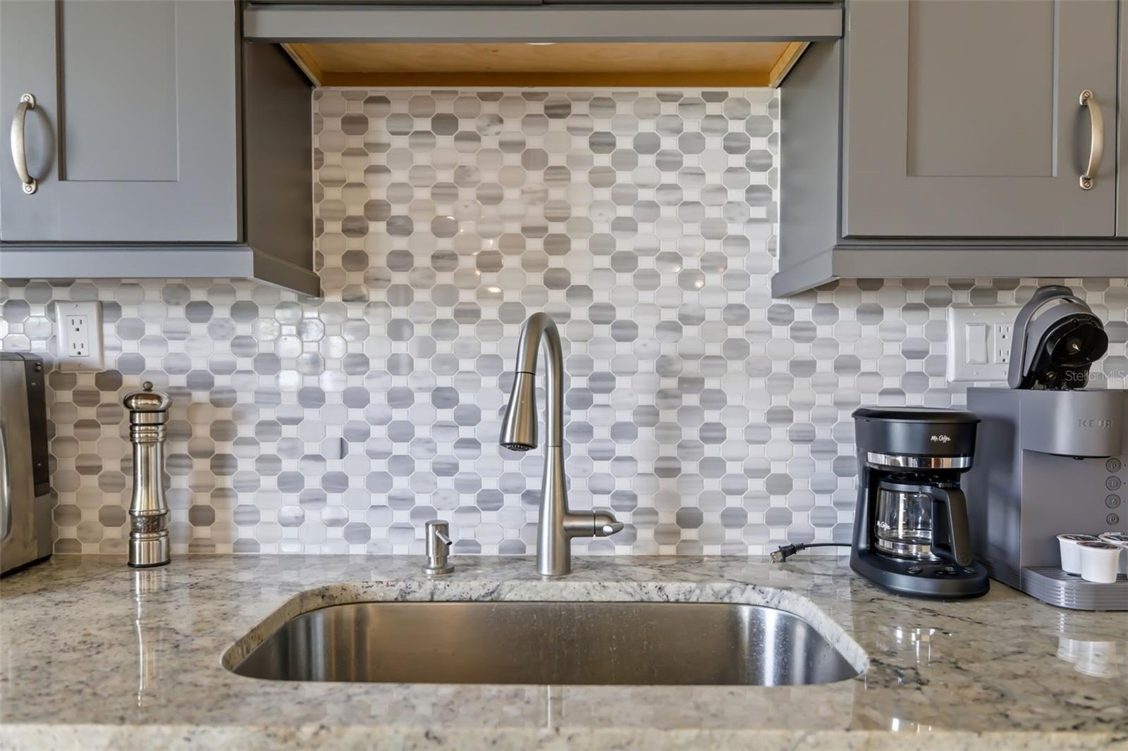 763 JOHN RINGLING BLVD #22