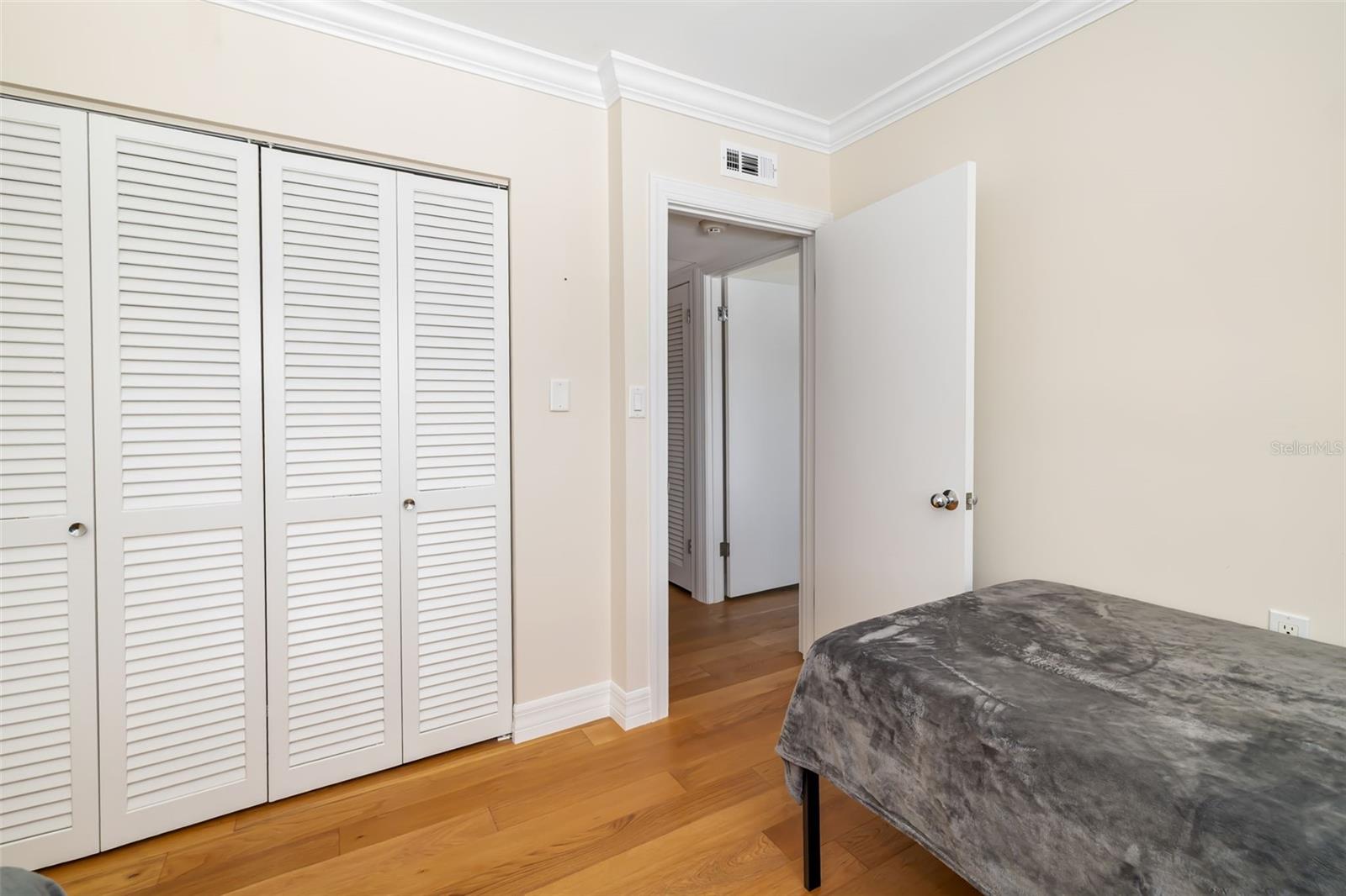 763 JOHN RINGLING BLVD #22