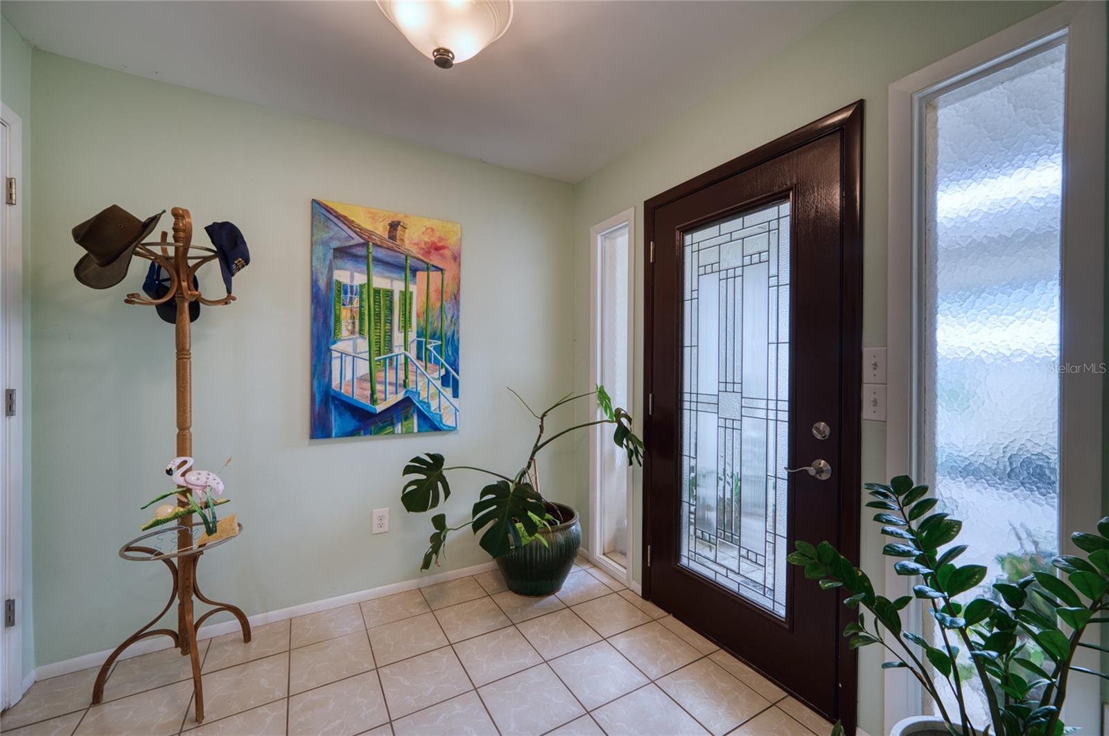 76 SANDSTONE CIR
