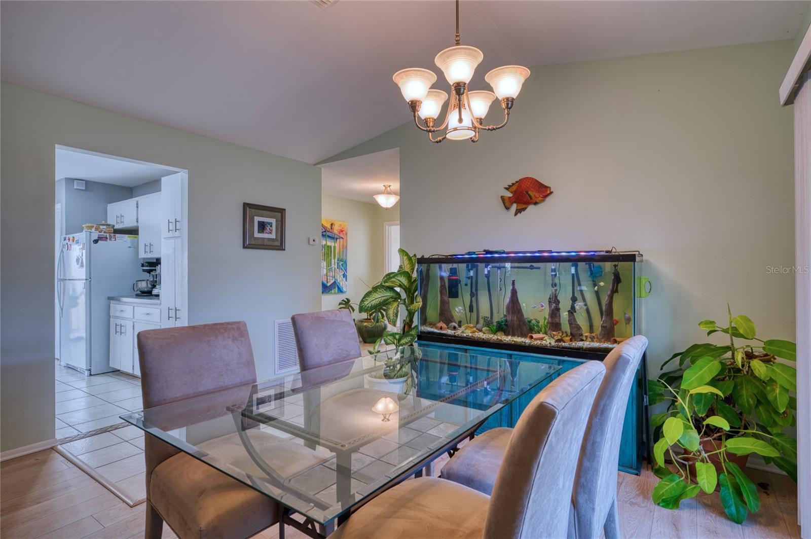 76 SANDSTONE CIR