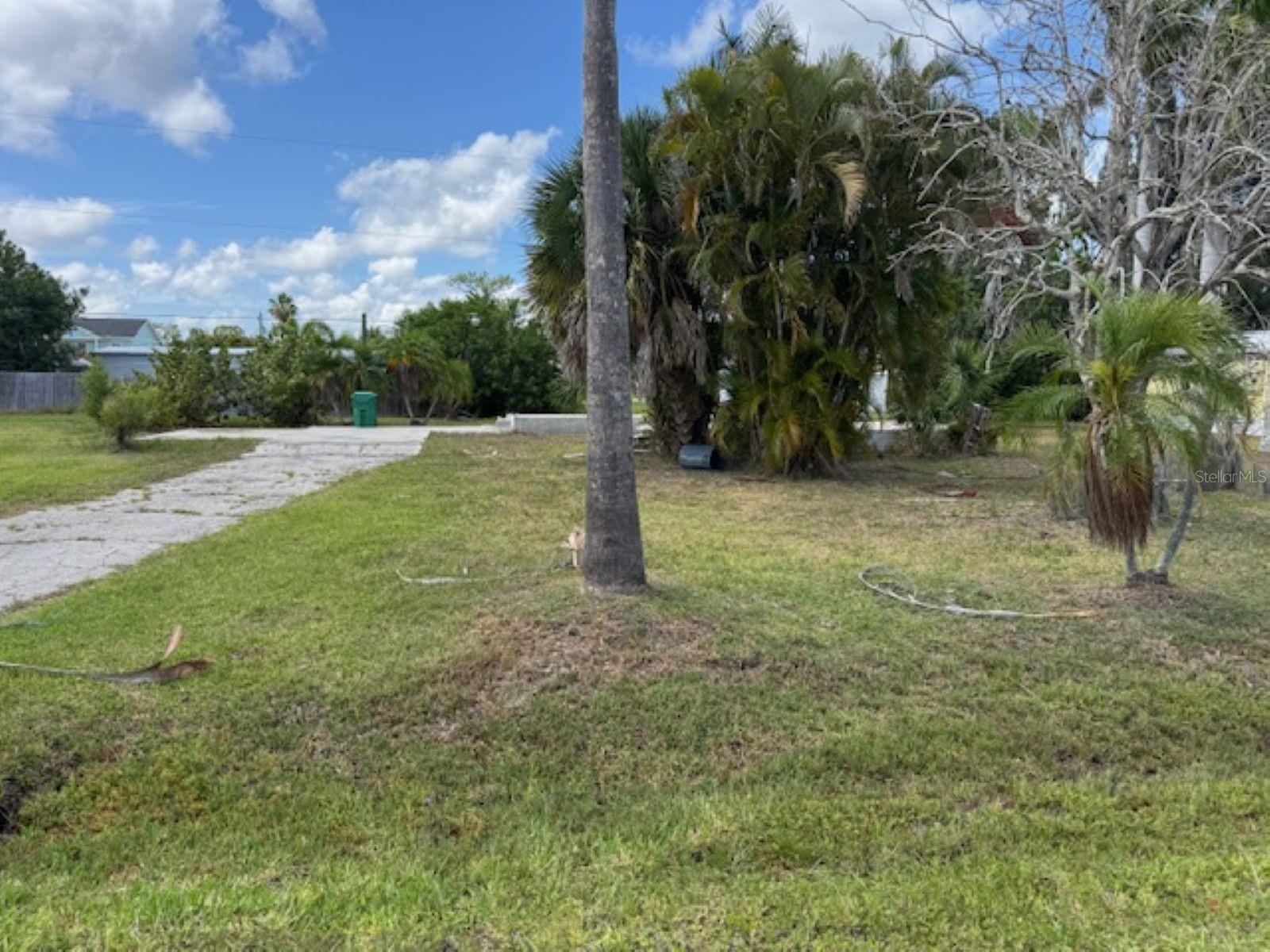 14484 ARMADA RD