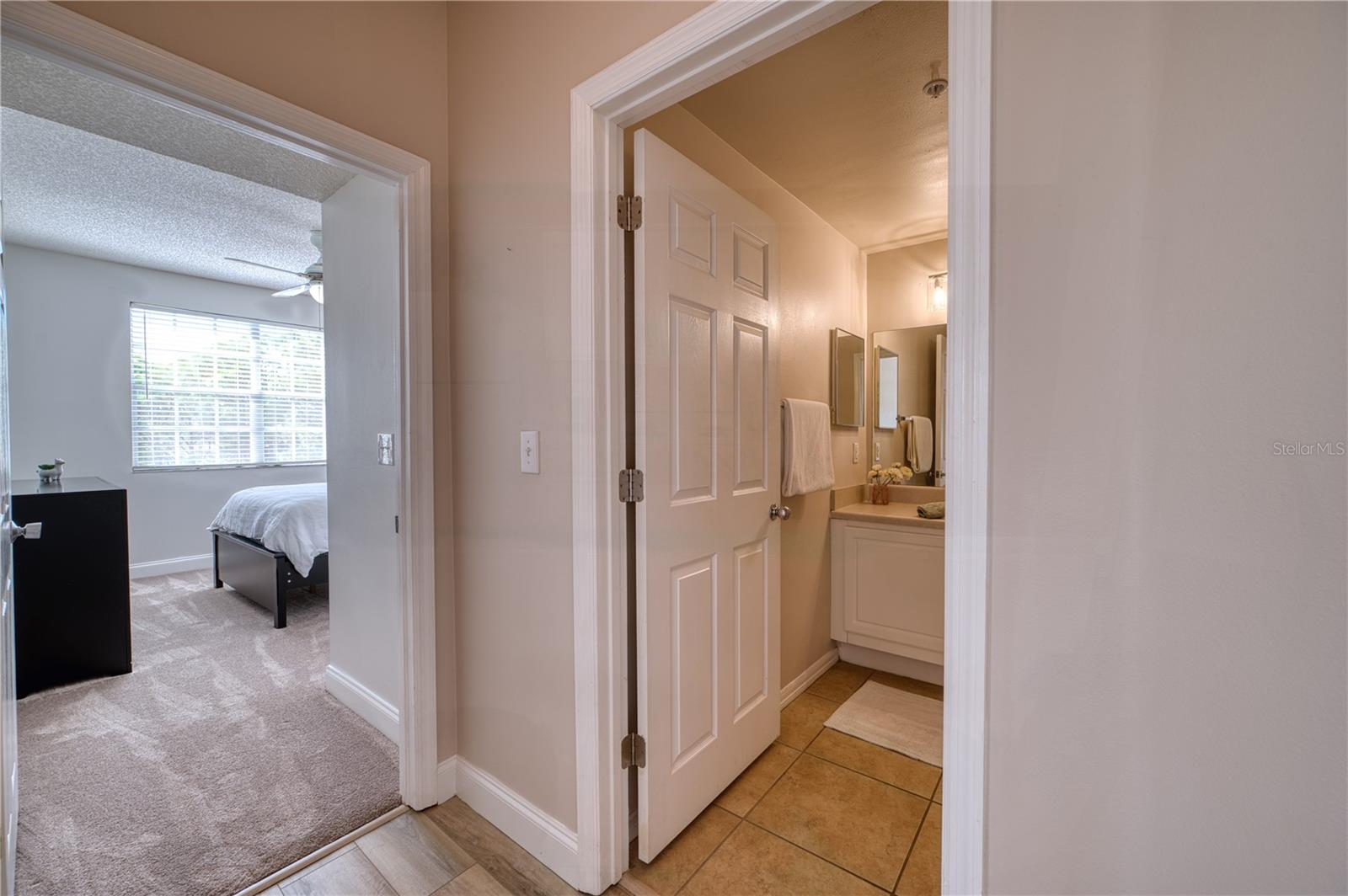 5551 BENTGRASS DR #11-303