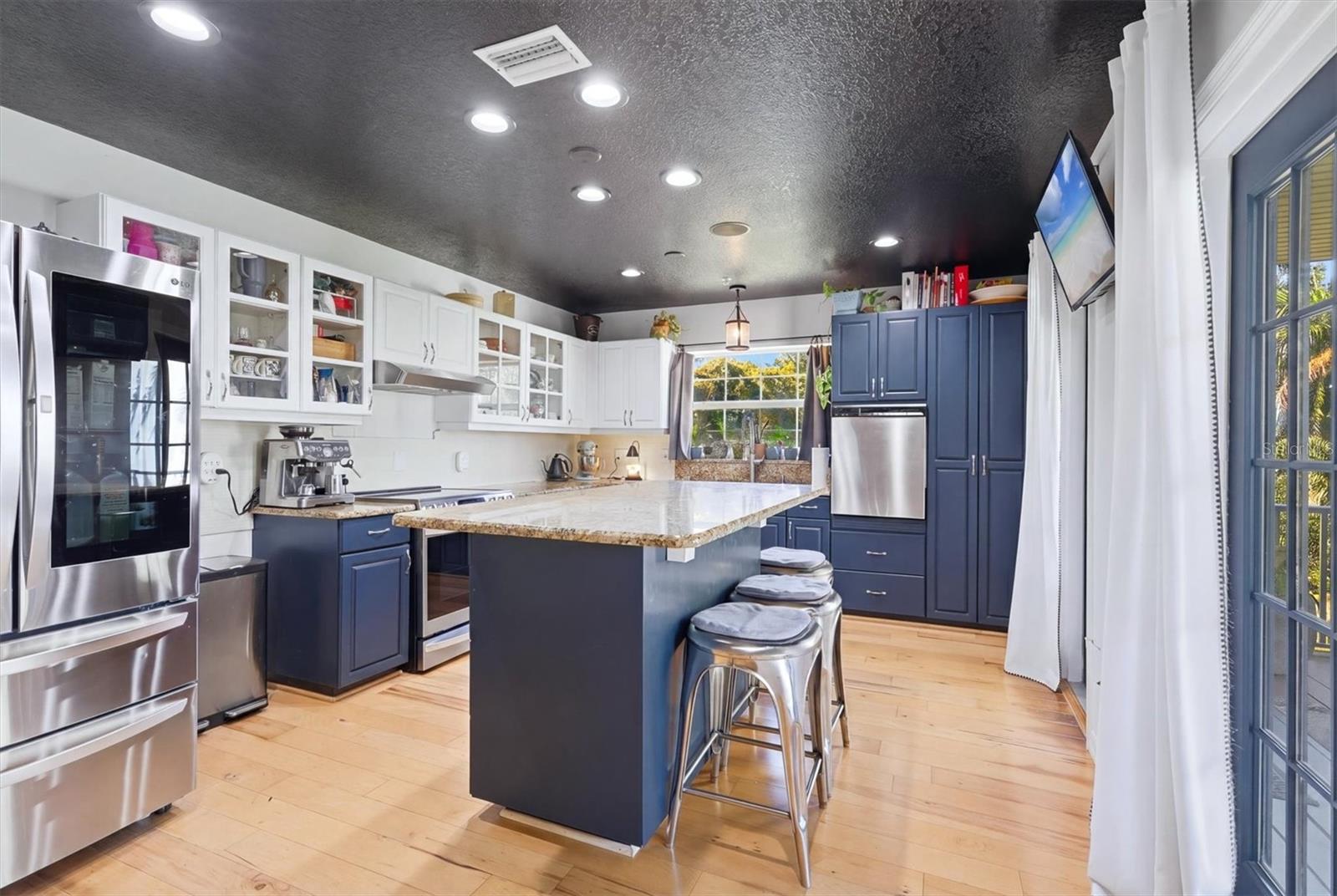 7107 HAWKS HARBOR CIR