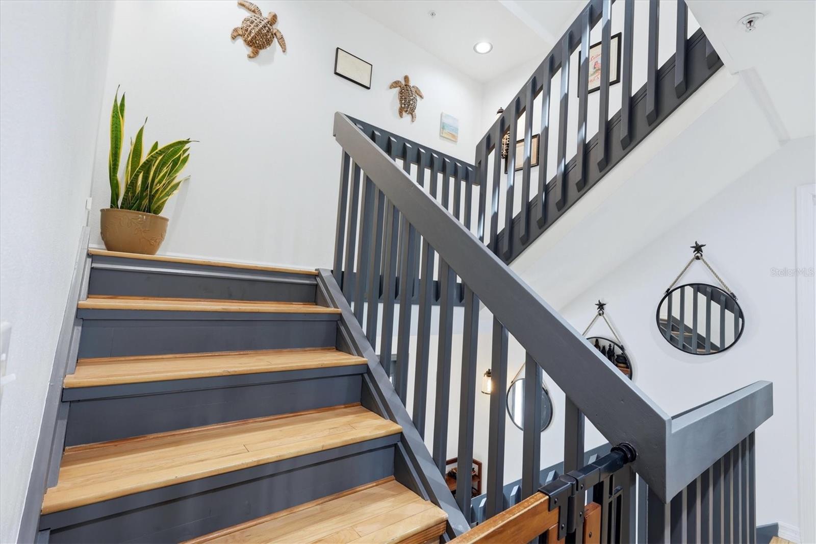 7107 HAWKS HARBOR CIR